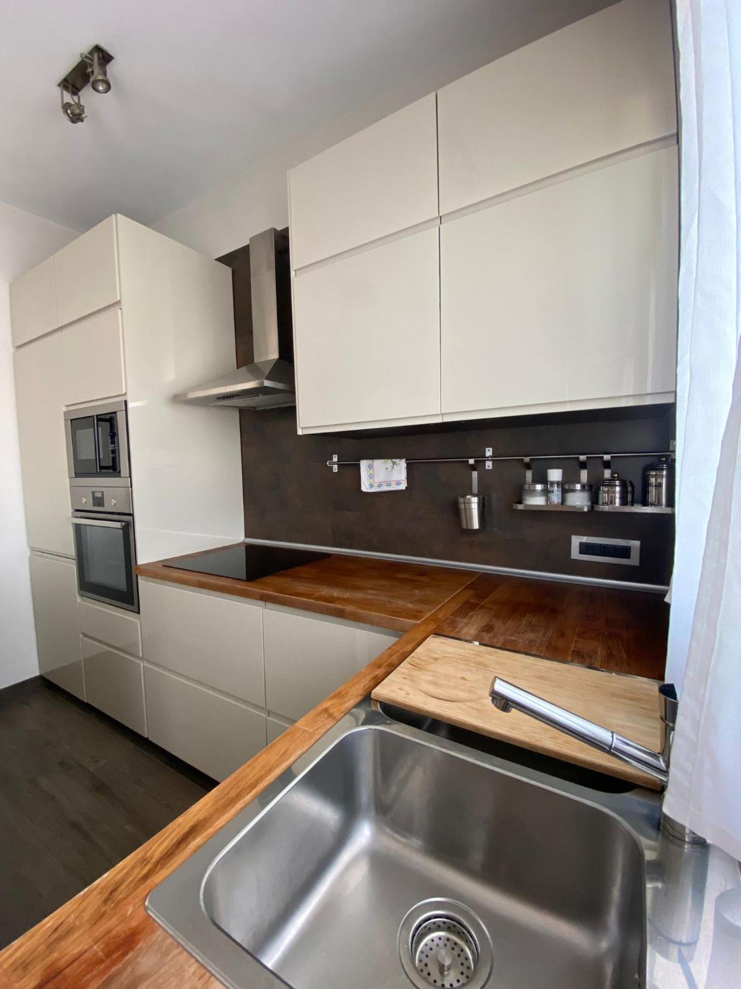 Rosa Apartment